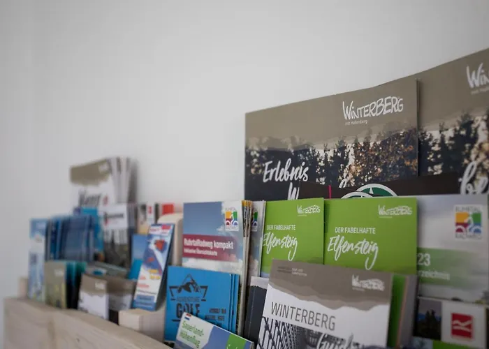 - Skipiste Um Ecke * Winterberg